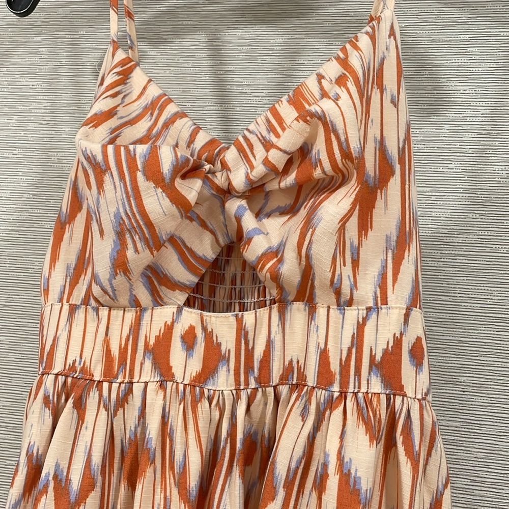 Pattern High-Low Dress - Picture 2 of 3